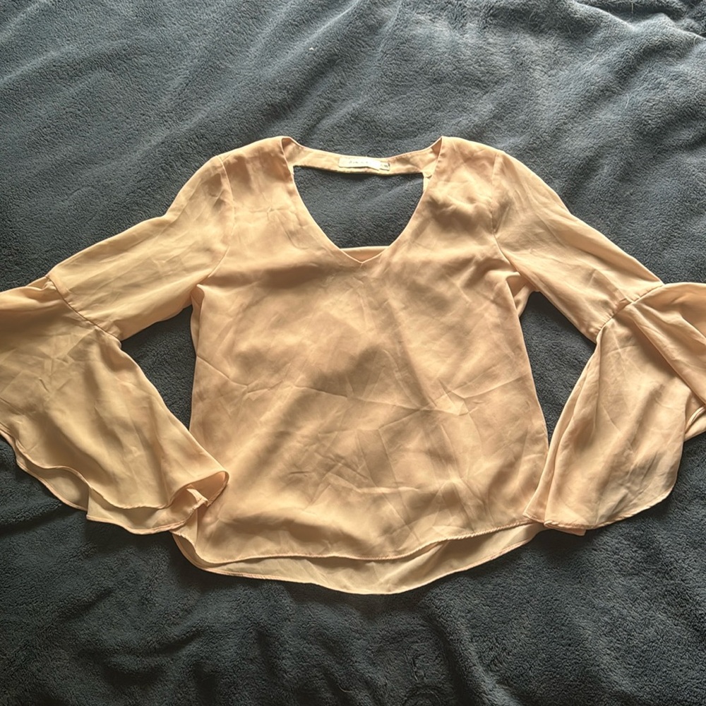 Open back flowy chiffon top